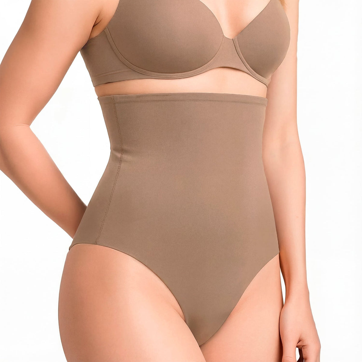 Tanga moldeadora invisible, macchiato